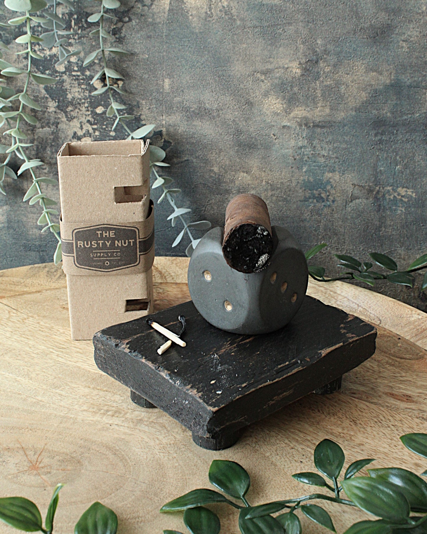 Stone Cigar Rest – Handmade Vintage Dice Cigar Holder