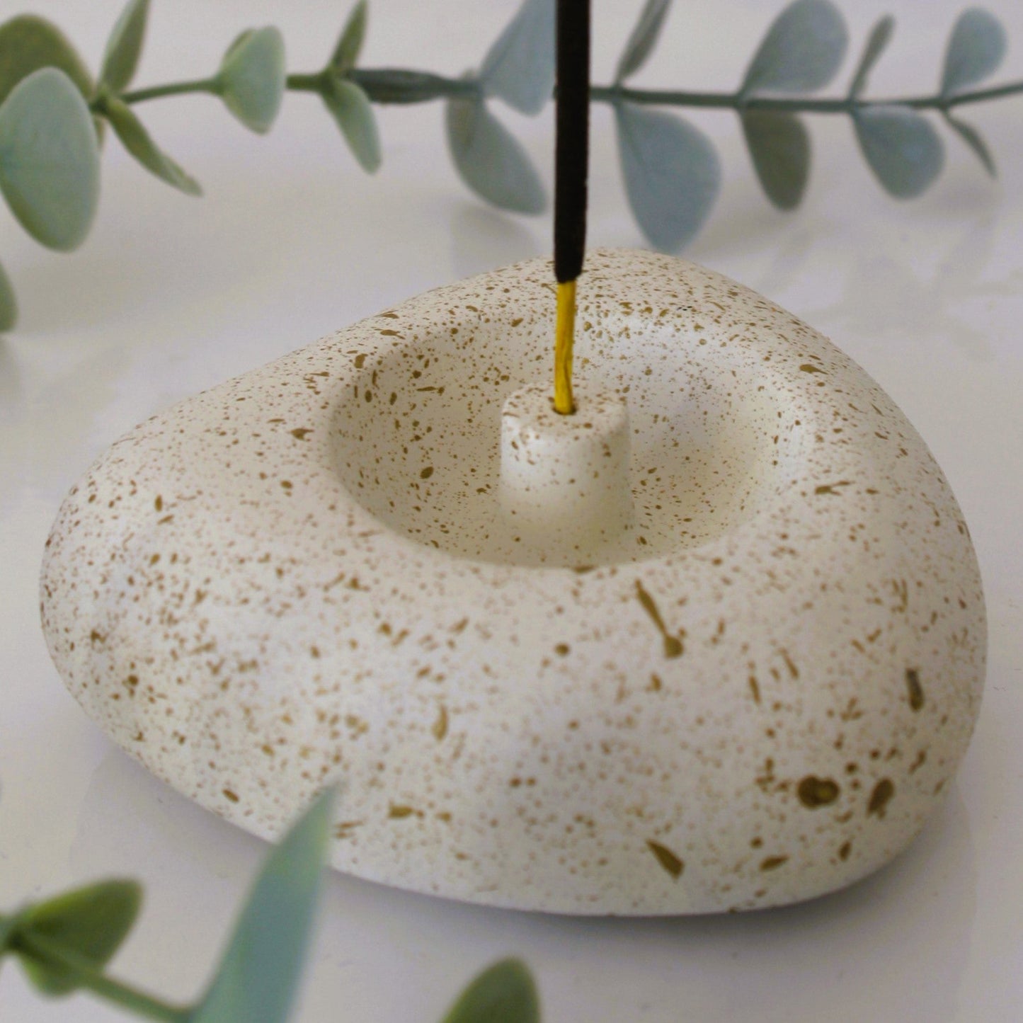 Quiet Heart – Cast Stone Incense Holder