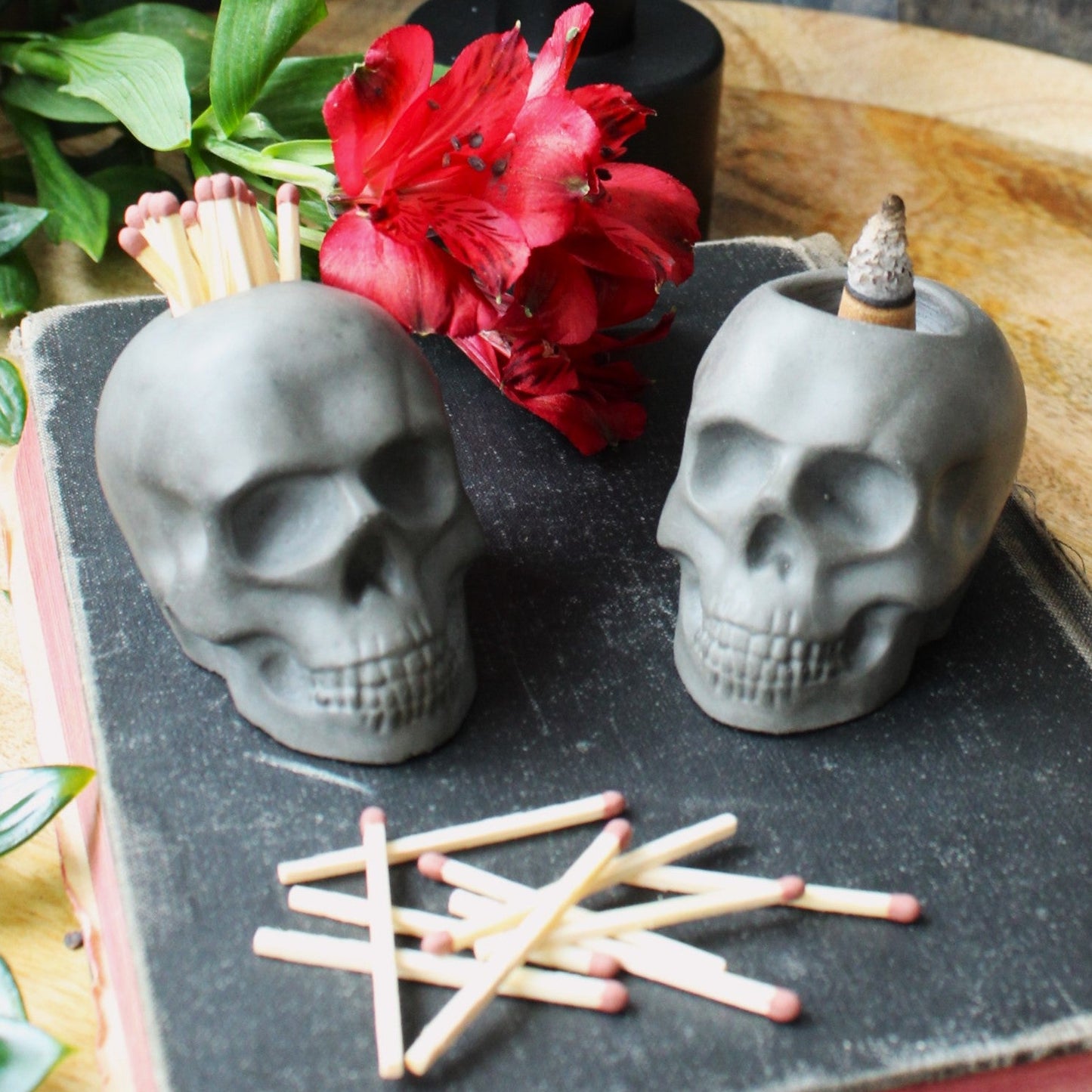 Skull Match Holder – Cast Stone Match & Striker Pot