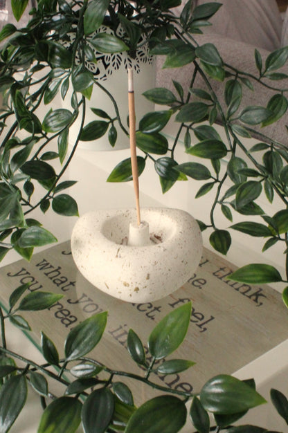 Quiet Heart – Cast Stone Incense Holder